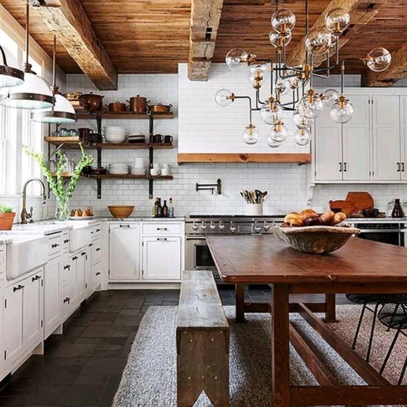 Meet your Posher, Carla - Picture 1 of 1